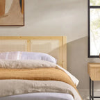 Cadre de lit King size Boho en rotin et bois massif avec tête de lit