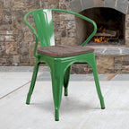 Chaise en métal avec assise et accoudoirs en bois