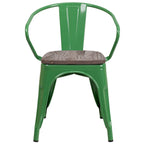 Chaise en métal avec assise et accoudoirs en bois
