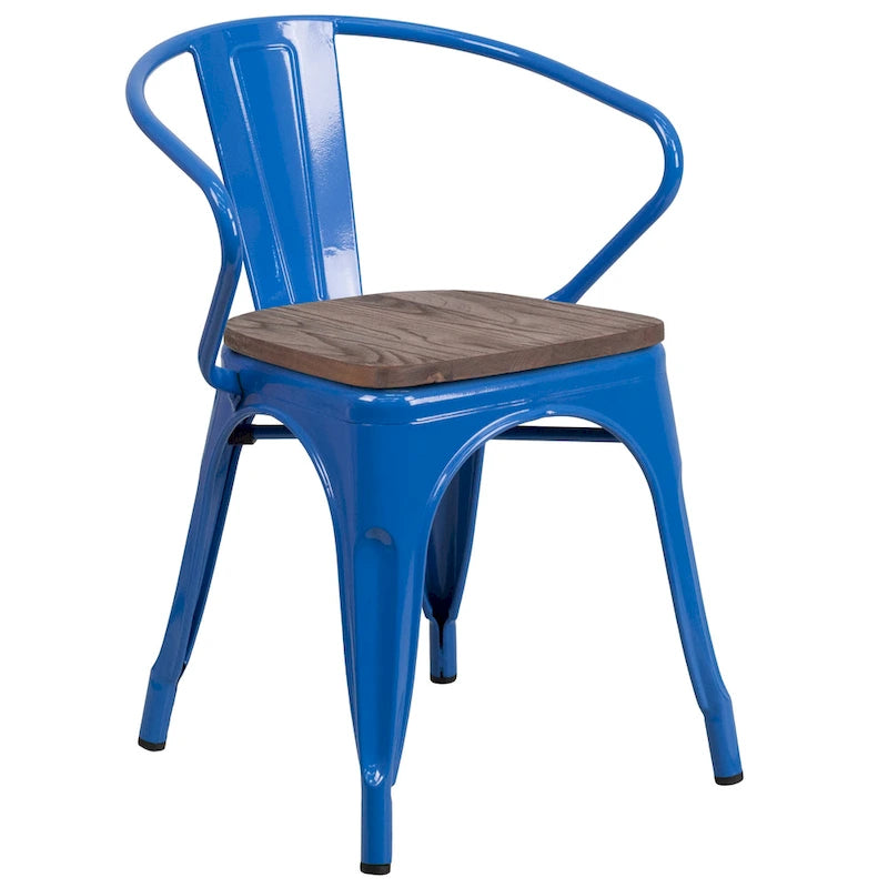 Chaise en métal avec assise et accoudoirs en bois