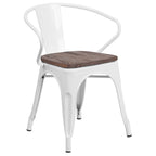 Chaise en métal avec assise et accoudoirs en bois