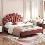 Lit plateforme rembourré avec tête de lit en velours à motif floral
